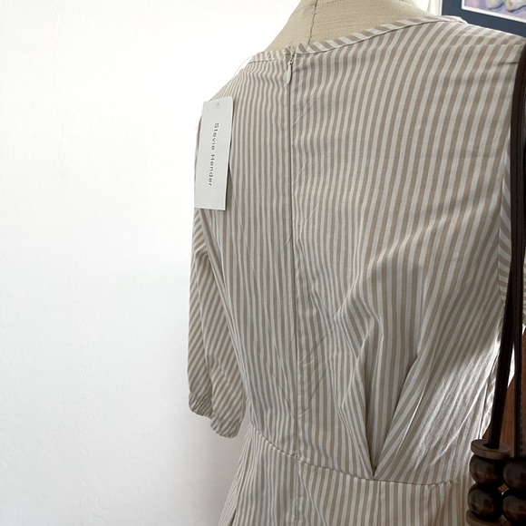 Stevie Hender Rose pleated dress. - Picture 7 of 7